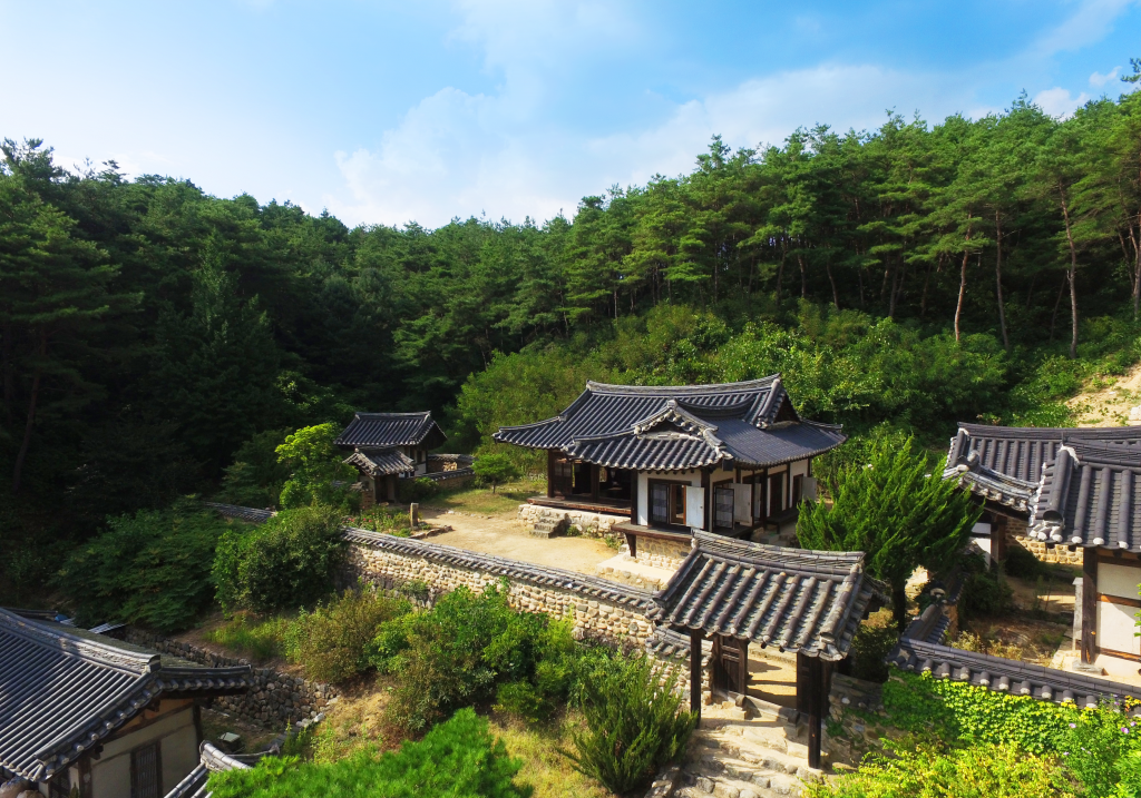 Hanok houses tucked into the hills